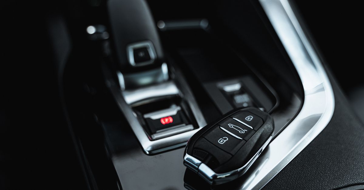 Toyota car key fob — Mike Columbia Locksmith